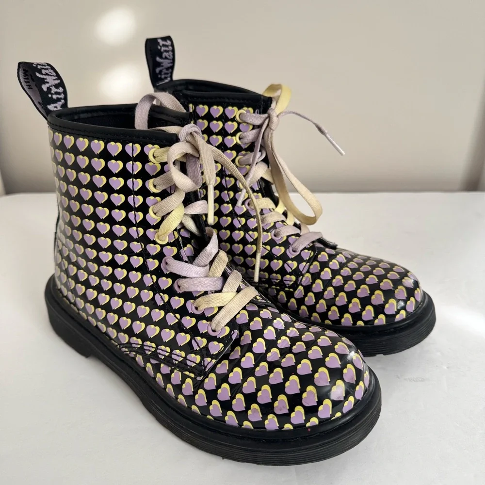 Dr. Martens Junior 1460 Patent Heart Printed Lace Up Boots size 3